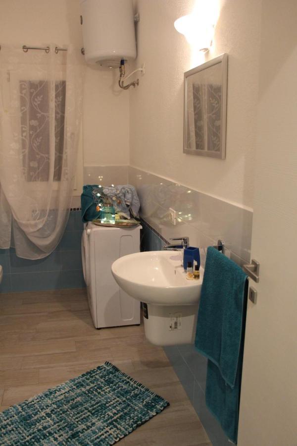 בודוני Casa Della Luna מראה חיצוני תמונה